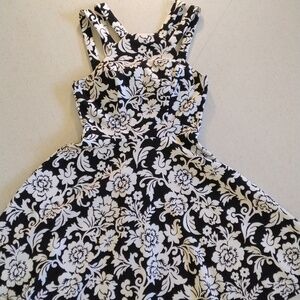 Skater Style Dress size 1/2